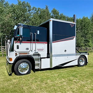 Flatnose Semi-truck